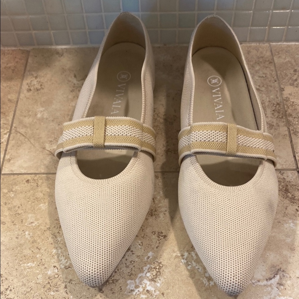 Vivaia Cream Pointed Flats